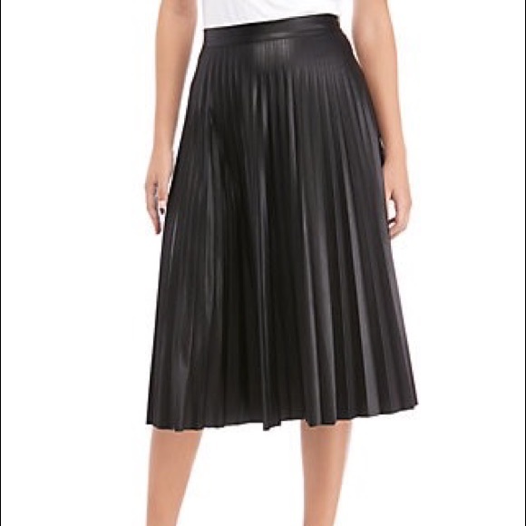7 For All Mankind Dresses & Skirts - NWT 7 For All Mankind black leather pleated skirt